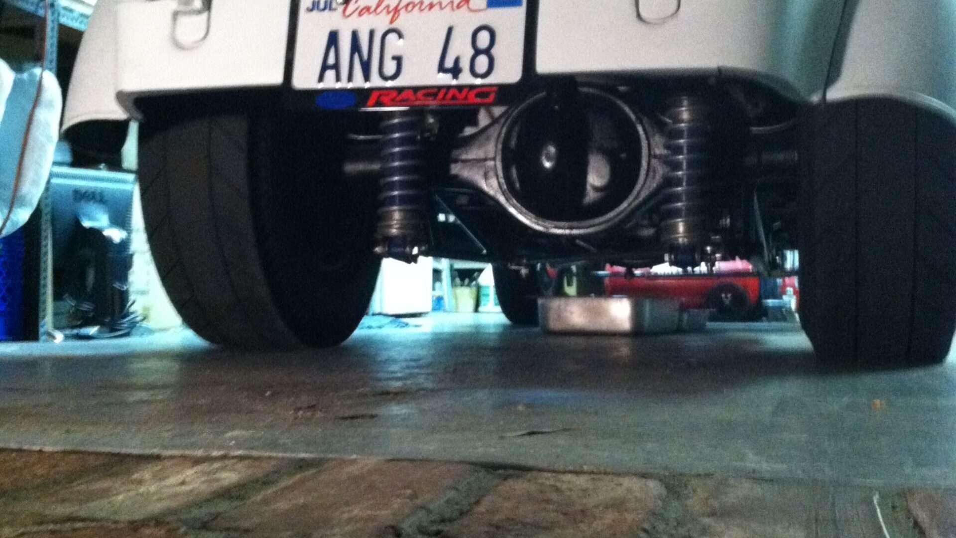 Opposing Cylinders